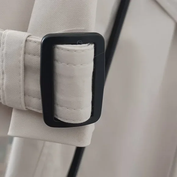 Ann Taylor LOFT Trench Coat with lining shell - Picture 7 of 10